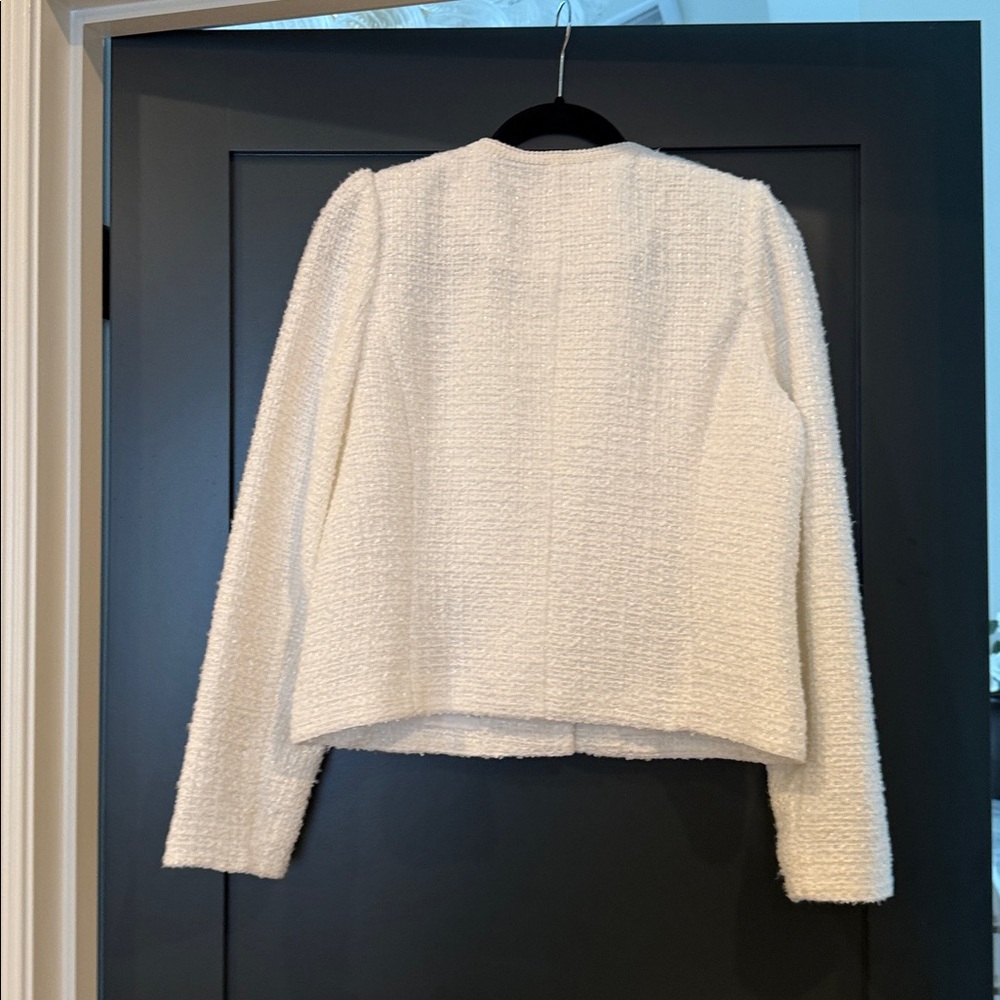 Lilly Pulitzer Ivory Tweed Jacket with Gold Buttons - Picture 2 of 7